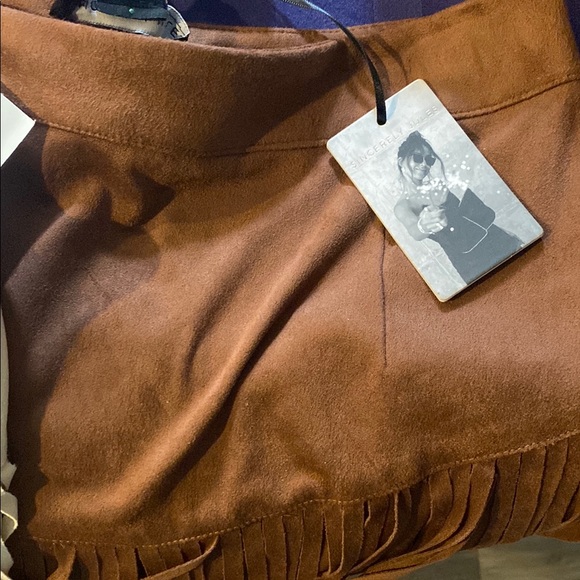 Sincerely Jules Brown Fringed Mini Skirt - Picture 5 of 5